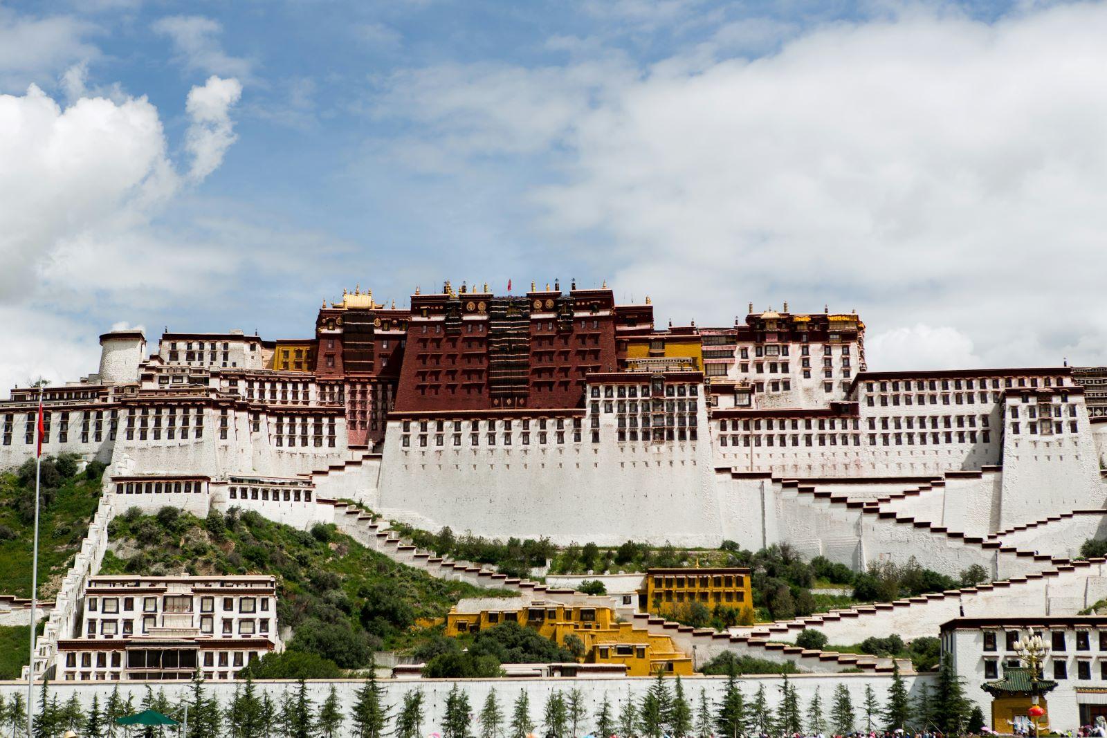 Nepal Tibet Bhutan Tours-10 Days